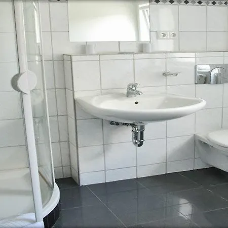 Zum Ochsen Guest house Hochstadt (Sudliche Weinstrasse)