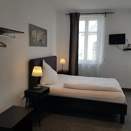 Zum Ochsen 3* Hochstadt (Sudliche Weinstrasse)