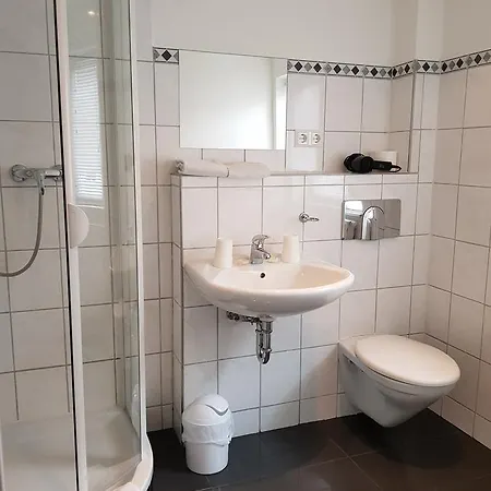 Zum Ochsen Vendégház 3*