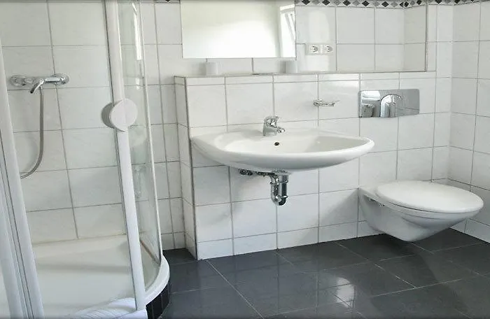 Zum Ochsen بيت ضيافة Hochstadt (Sudliche Weinstrasse)