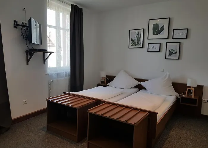 Zum Ochsen Gasthof Hochstadt (Sudliche Weinstrasse)