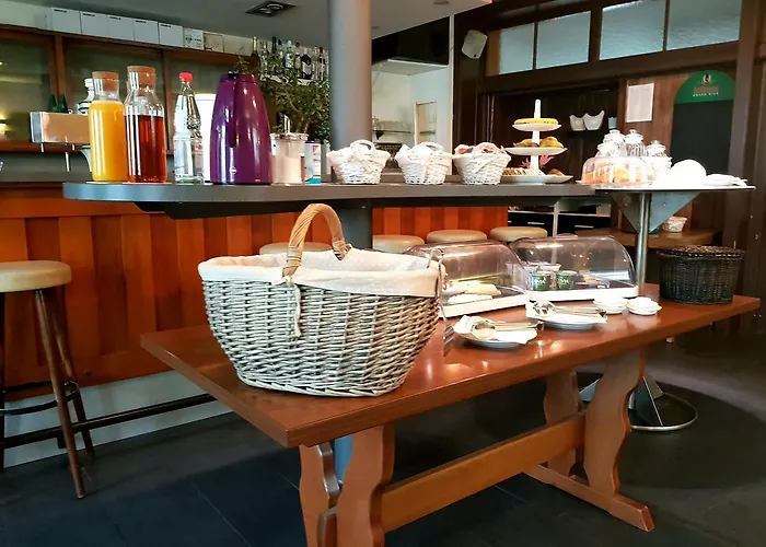 Zum Ochsen بيت ضيافة Hochstadt (Sudliche Weinstrasse)