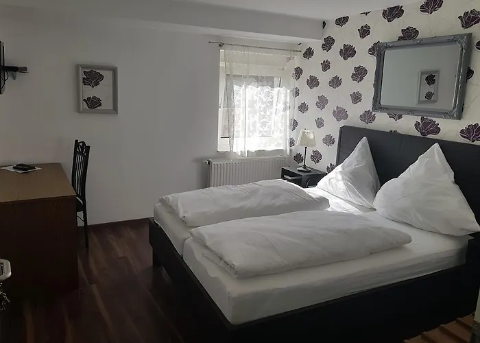 Zum Ochsen بيت ضيافة Hochstadt (Sudliche Weinstrasse)