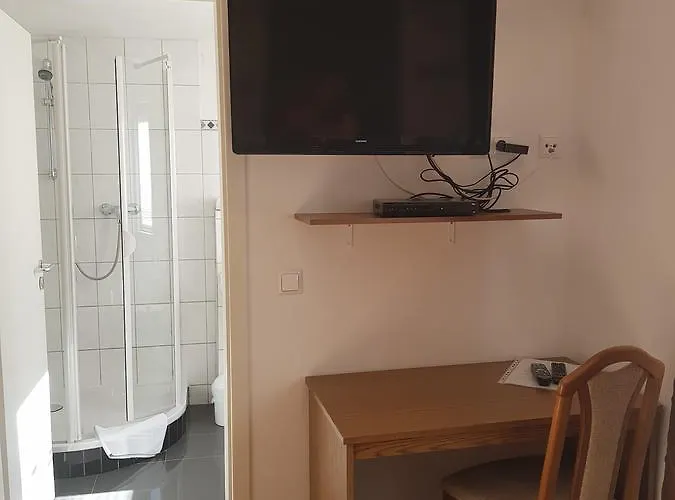 Zum Ochsen Gasthof Hochstadt (Sudliche Weinstrasse)